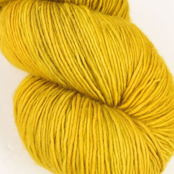 La Bien Aimée Yarn Merino Singles Superwash Merino Yellow Brick Road - Picture 2 of 3
